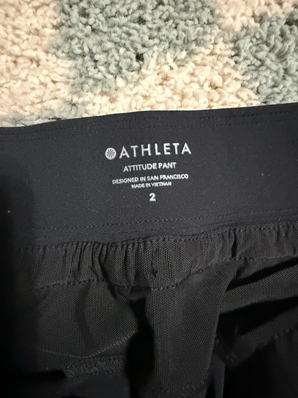 ATHLETA Attitude Pants Black Pull On Ruched Sides Dance Athletic Workout Size 2 - Picture 6 of 7